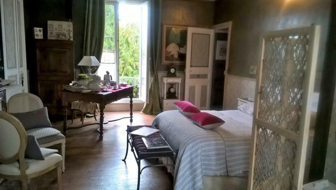 Le Clos Manceau Bed & Breakfast Льо Ман Екстериор снимка