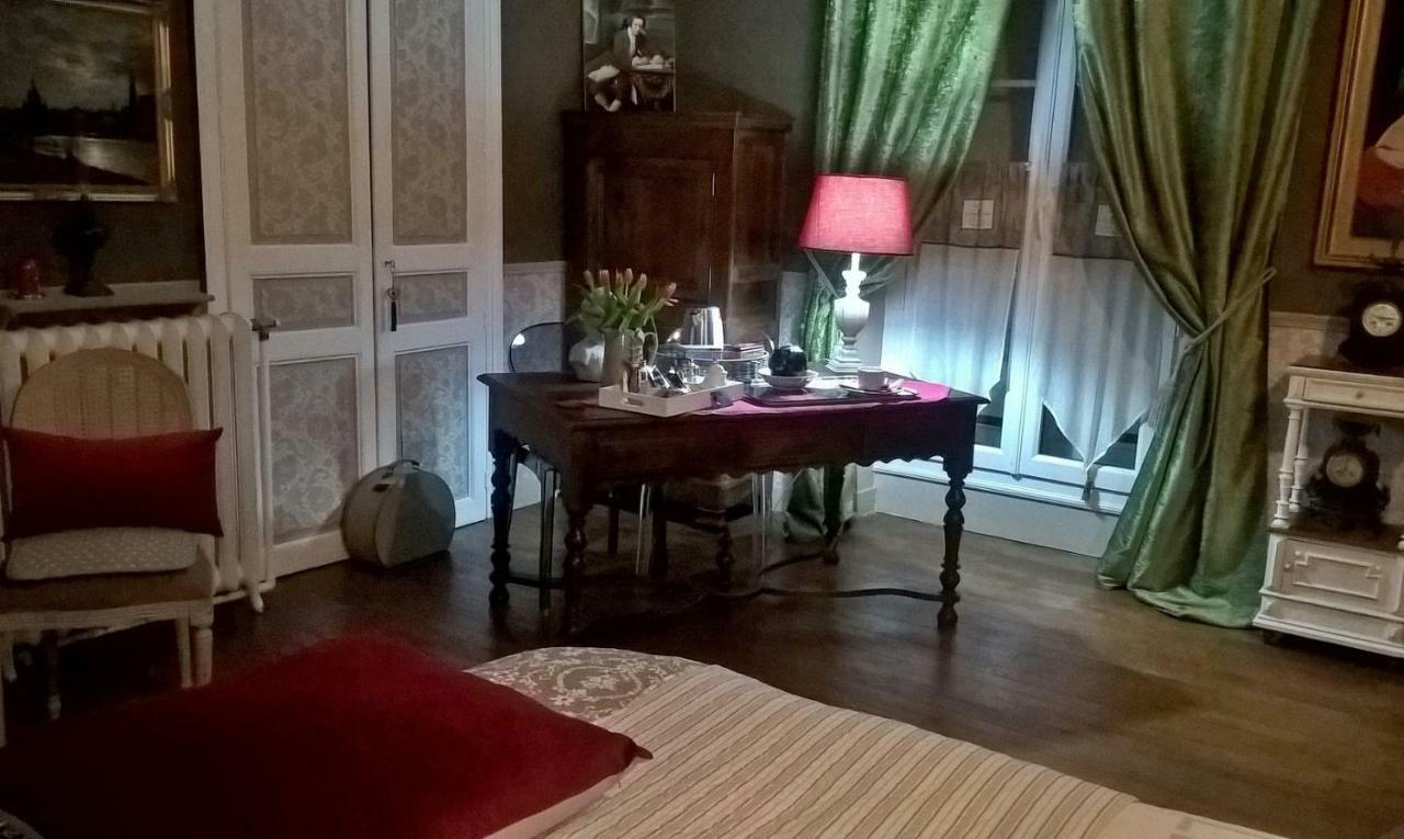 Le Clos Manceau Bed & Breakfast Льо Ман Екстериор снимка