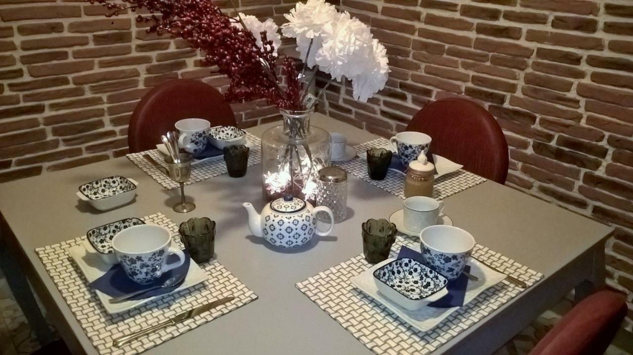 Le Clos Manceau Bed & Breakfast Льо Ман Екстериор снимка