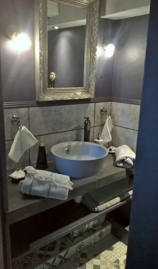Le Clos Manceau Bed & Breakfast Льо Ман Екстериор снимка